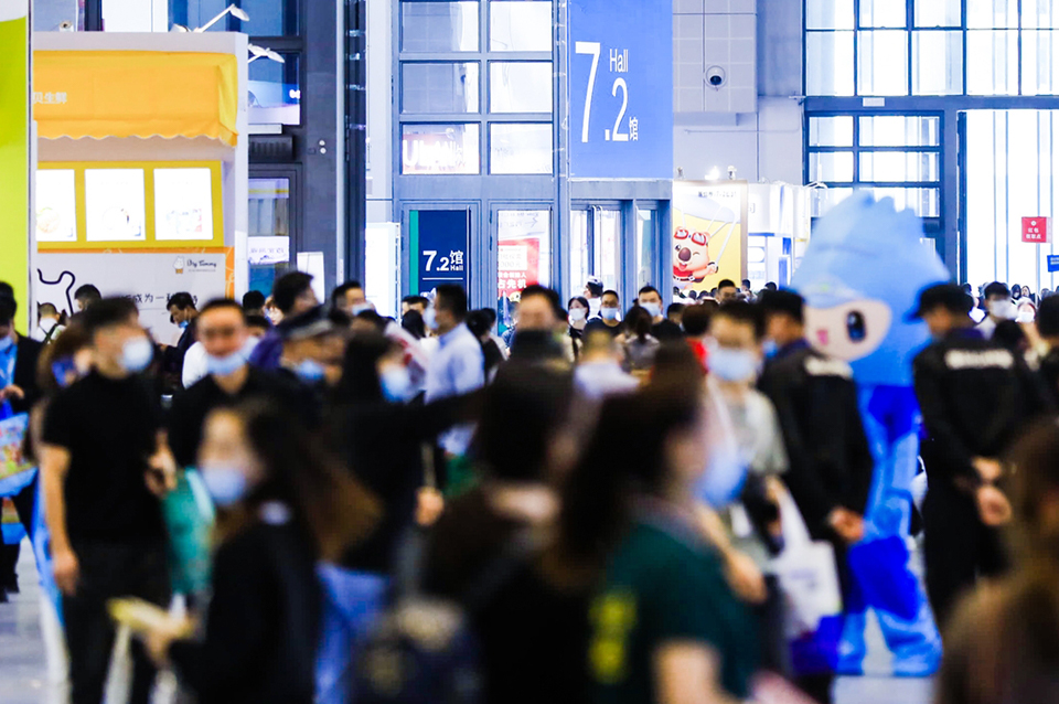 选源头好物,赢全球商机,就来上海跨博会!